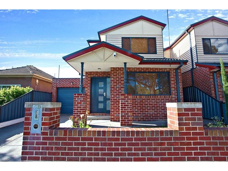 2B Corio Street, Glenroy VIC 3046