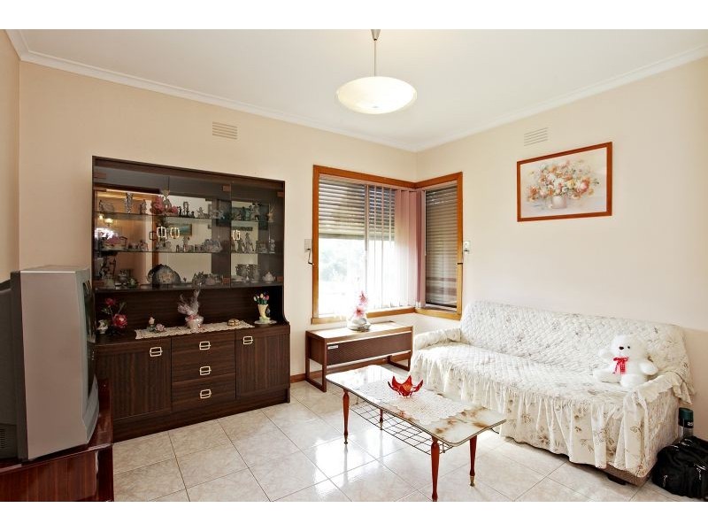 99 Camp Road, Broadmeadows VIC 3047