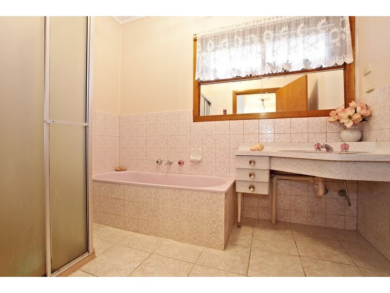 99 Camp Road, Broadmeadows VIC 3047