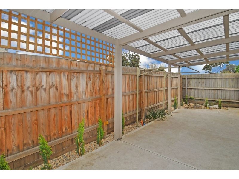 2/19 Gibson Street, Broadmeadows VIC 3047