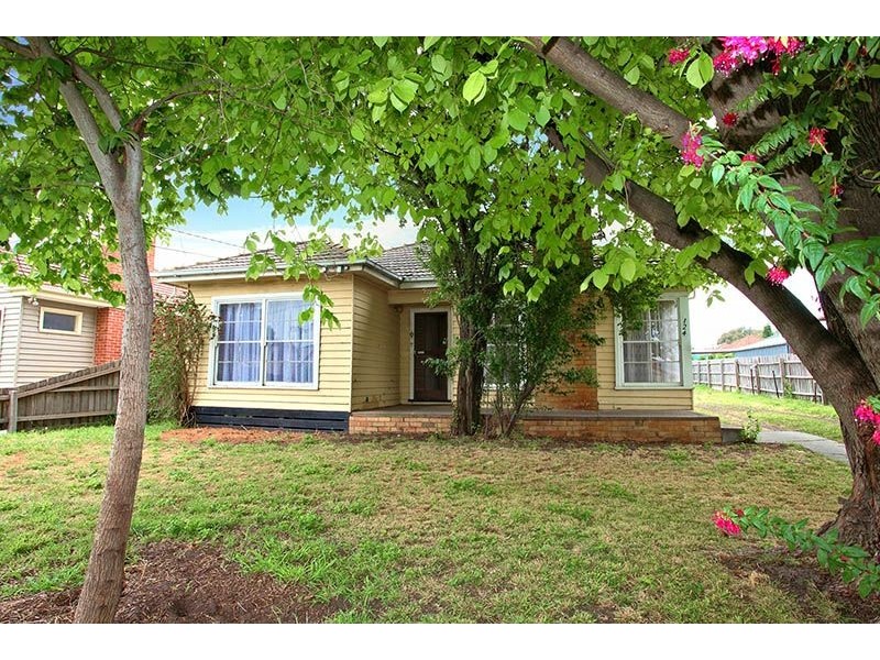 124 Melbourne Avenue, Glenroy VIC 3046