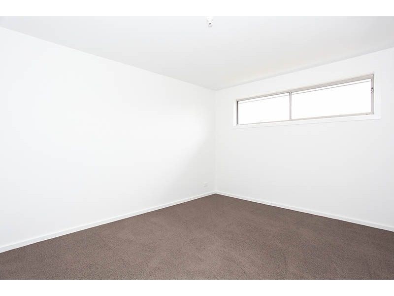 1/15 Maude Avenue, Glenroy VIC 3046