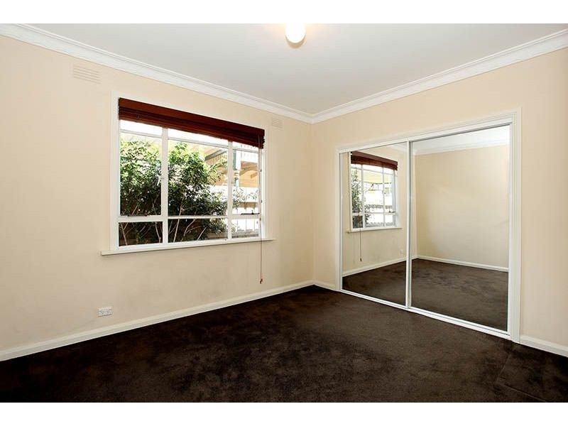 124 Vincent Street, Oak Park VIC 3046