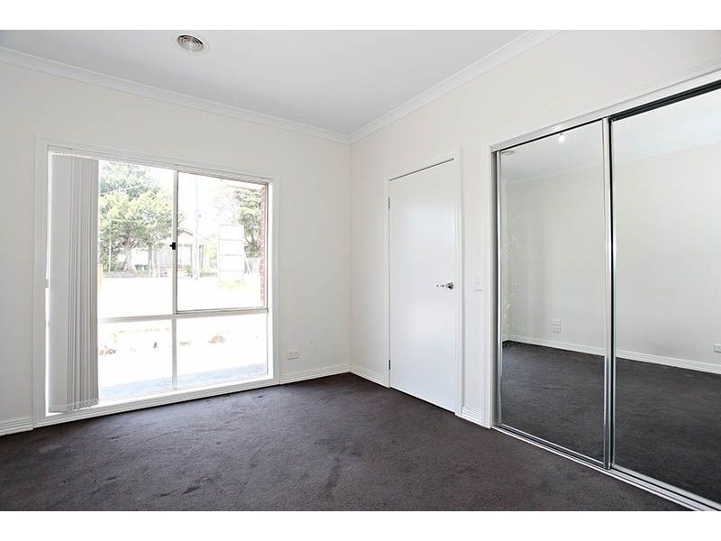 1/57 Pecham Street, Glenroy VIC 3046