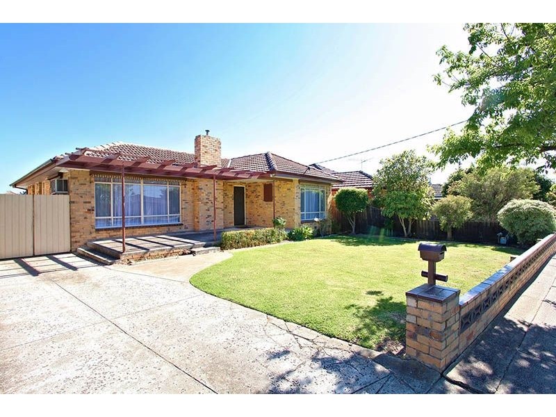 11 Cherwell Avenue, Glenroy VIC 3046