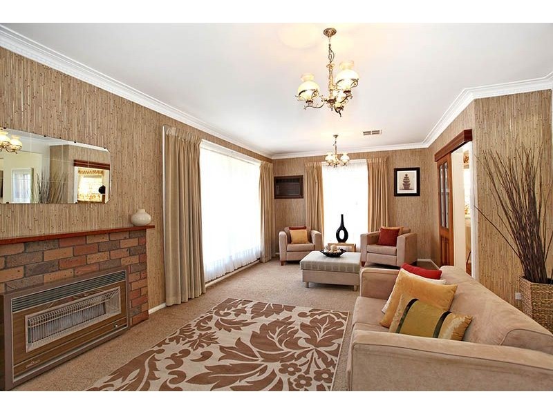 11 Cherwell Avenue, Glenroy VIC 3046