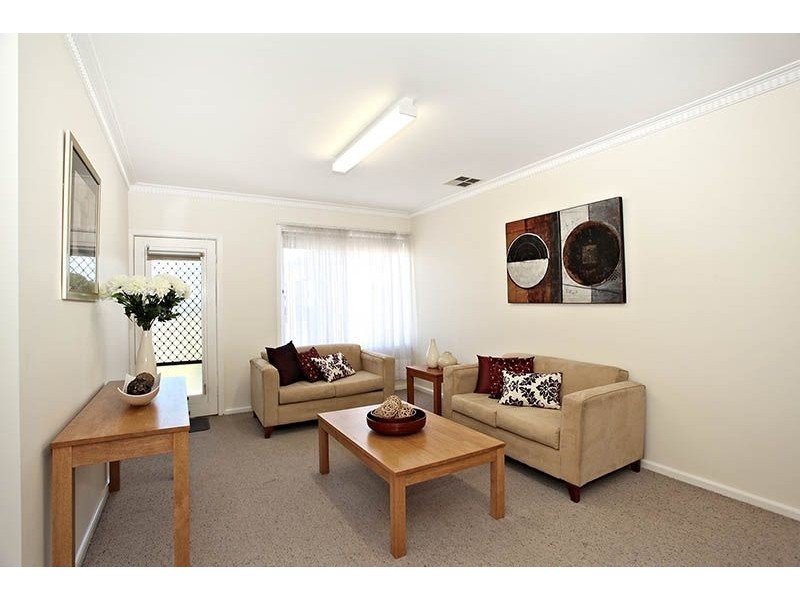 11 Cherwell Avenue, Glenroy VIC 3046