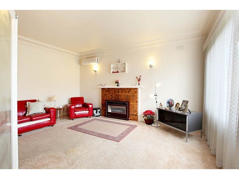 166 Melbourne Avenue, Glenroy VIC 3046