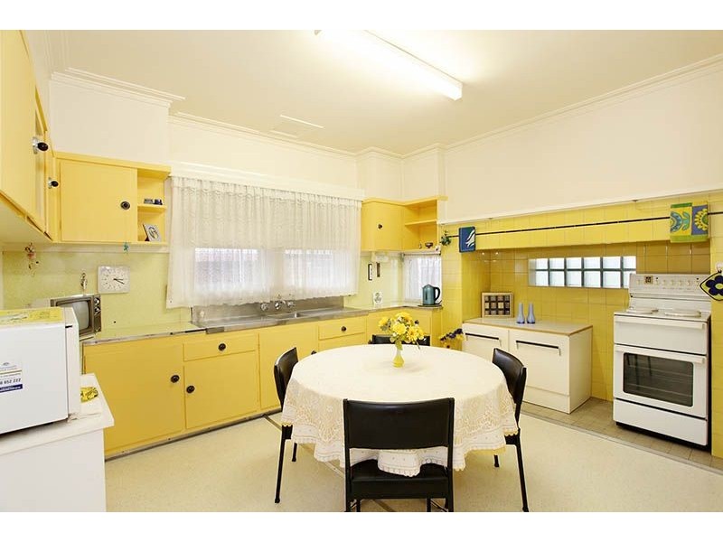 166 Melbourne Avenue, Glenroy VIC 3046