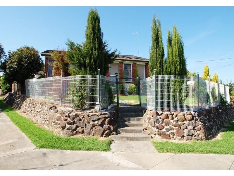 52 Ripplebrook Drive, Broadmeadows VIC 3047