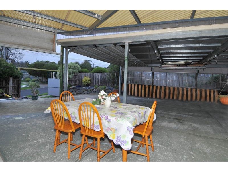 52 Ripplebrook Drive, Broadmeadows VIC 3047