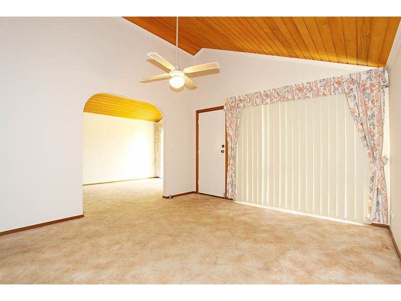 2/3 Barwon Street, Glenroy VIC 3046
