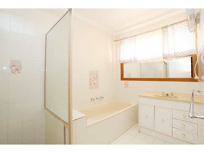 2/3 Barwon Street, Glenroy VIC 3046