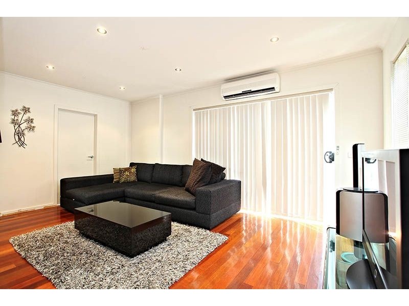 1/15 Hartington Street, Glenroy VIC 3046