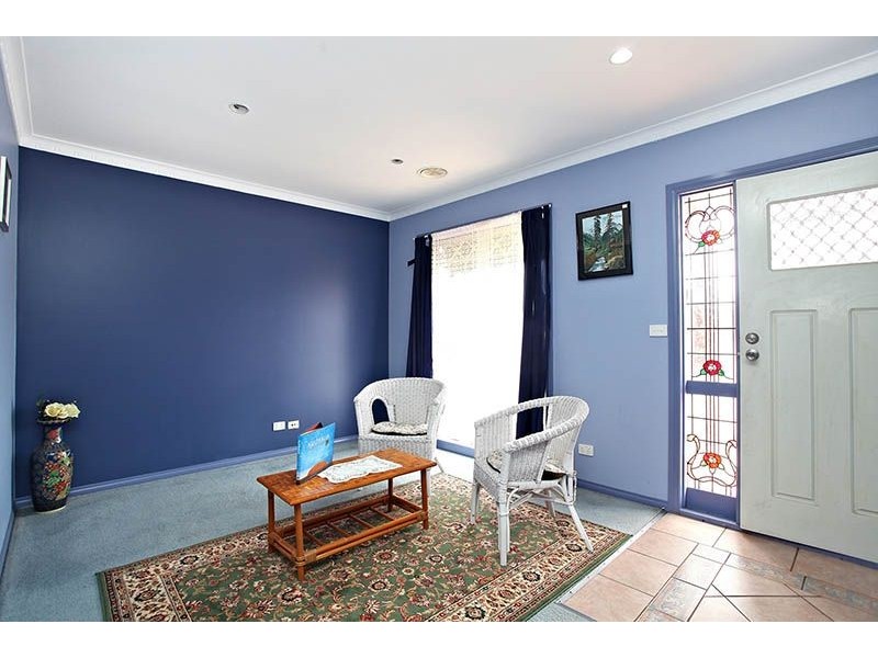 16 Francis Street, Hadfield VIC 3046