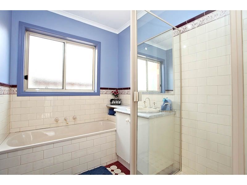 16 Francis Street, Hadfield VIC 3046