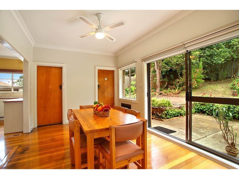 34 Devereaux Street, Oak Park VIC 3046