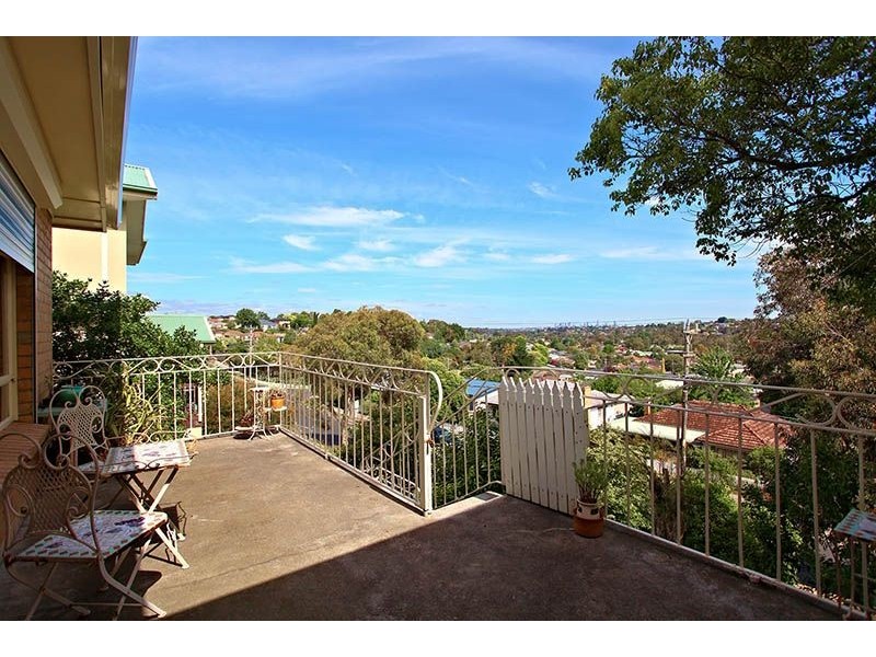 34 Devereaux Street, Oak Park VIC 3046