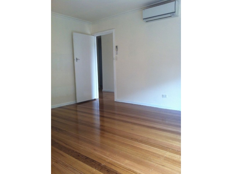 6/11 Logan Street, Glenroy VIC 3046