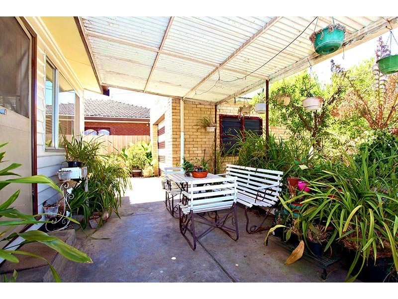 26 Winn Grove, Fawkner VIC 3060