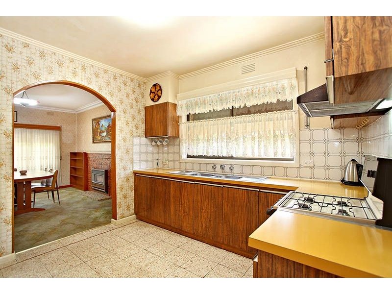 36 Paget Avenue, Glenroy VIC 3046