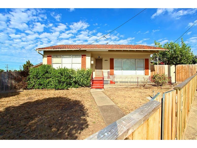 1 Foster Street, Dallas VIC 3047