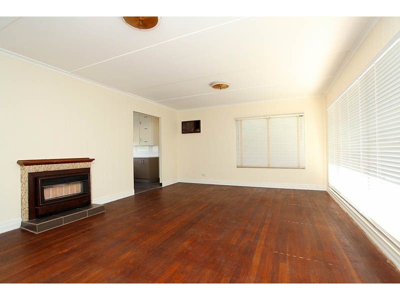 1 Foster Street, Dallas VIC 3047