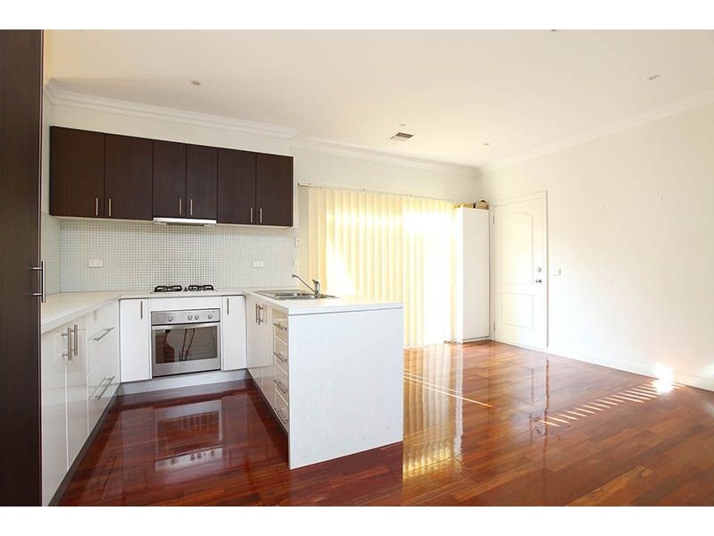 1/143 Melbourne Avenue, Glenroy VIC 3046