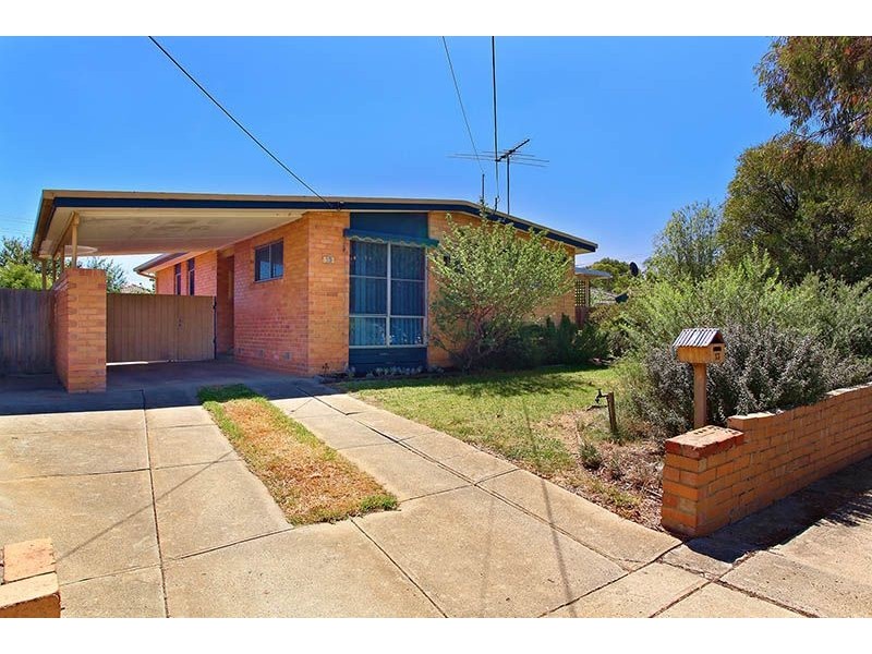 13 Donald Street, Dallas VIC 3047
