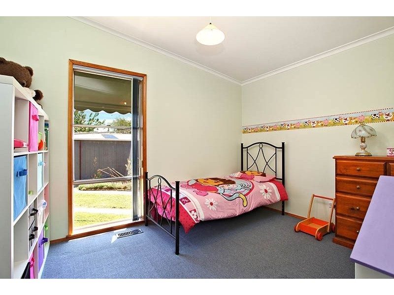 13 Donald Street, Dallas VIC 3047