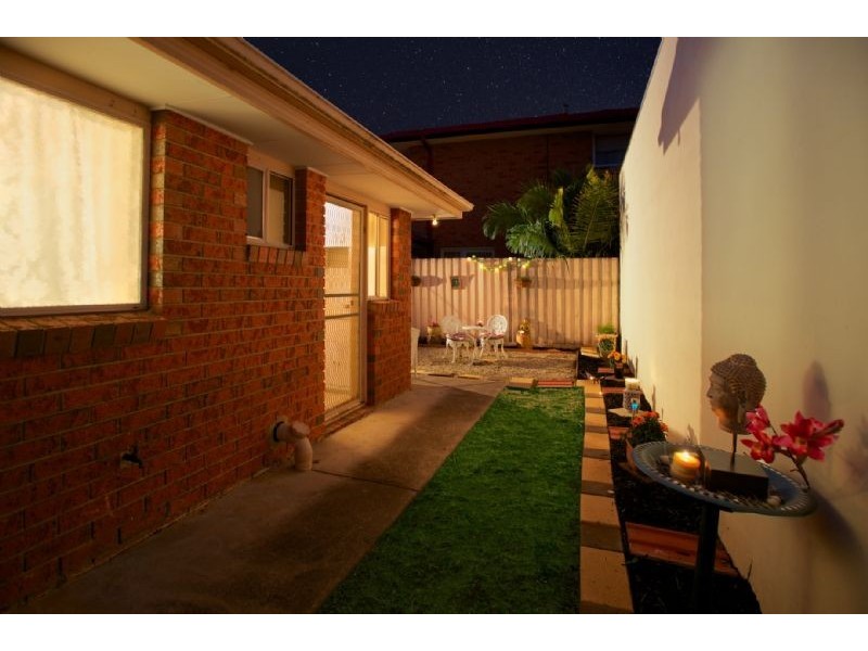 22 Freeman Drive, Glenroy VIC 3046