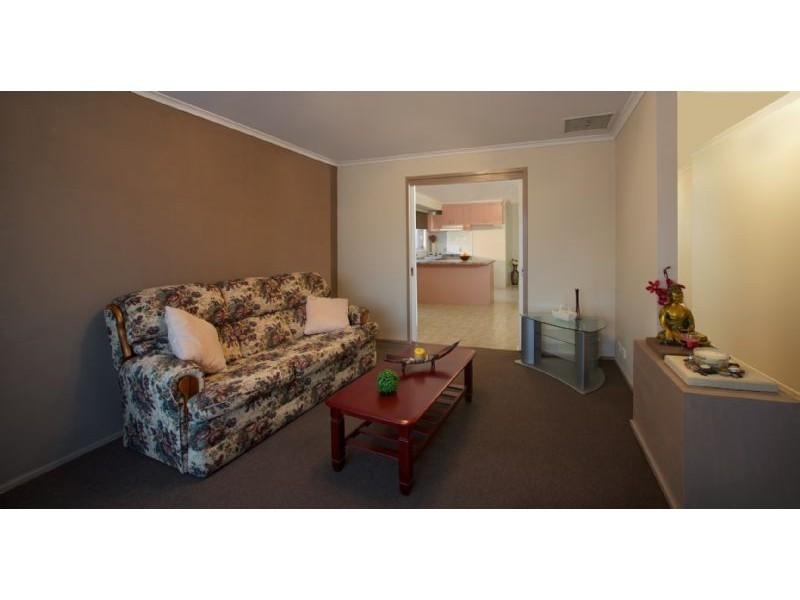 22 Freeman Drive, Glenroy VIC 3046