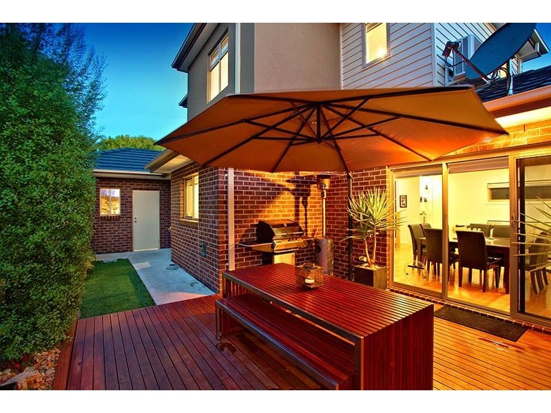 2/3 Chris Court, Oak Park VIC 3046