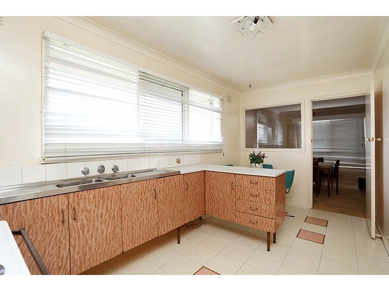 65 Corinella Crescent, Dallas VIC 3047