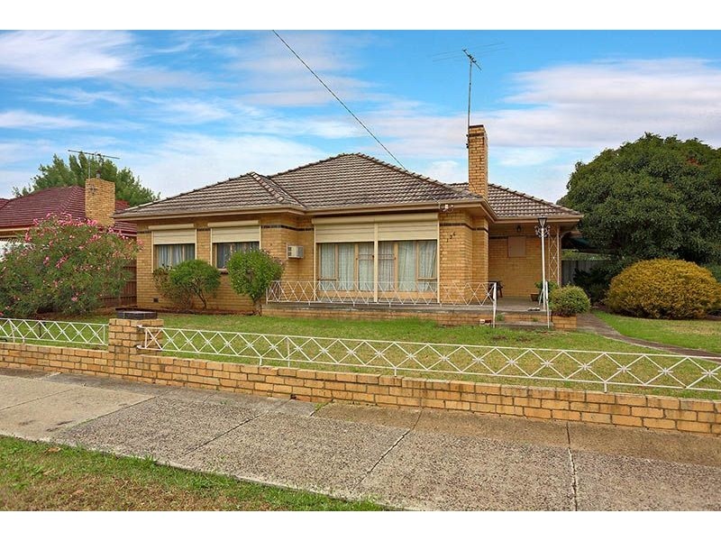 126 East Street, Hadfield VIC 3046