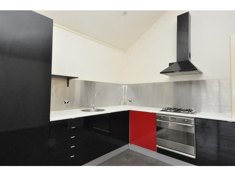 2/9 Sherwood Street, Hadfield VIC 3046