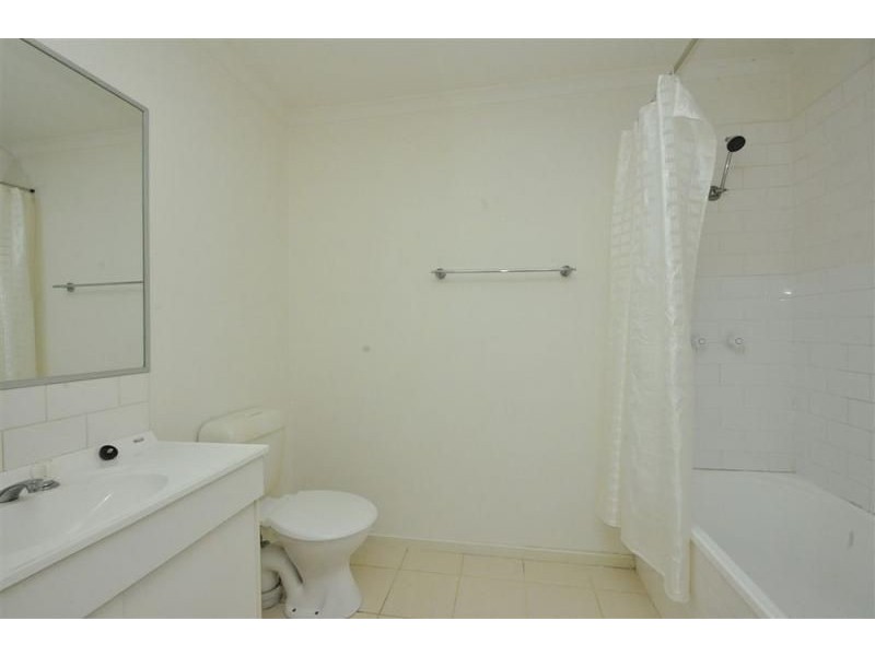 2/9 Sherwood Street, Hadfield VIC 3046