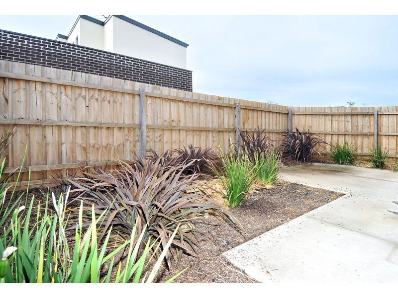 1/48 William Street, Glenroy VIC 3046