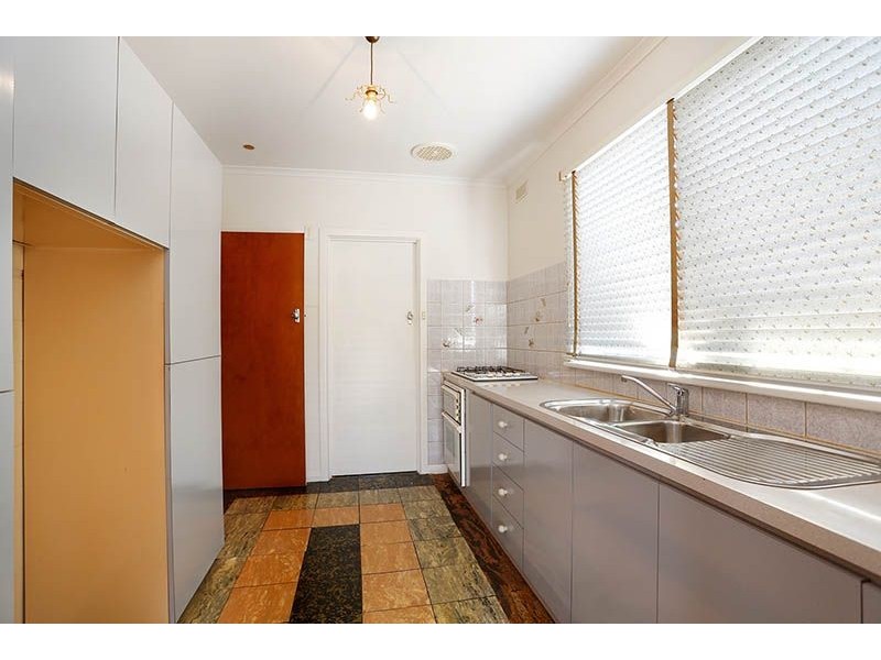 4 Golflinks Road, Glenroy VIC 3046