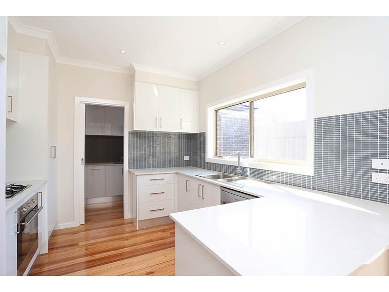 2/168 West Street, Hadfield VIC 3046