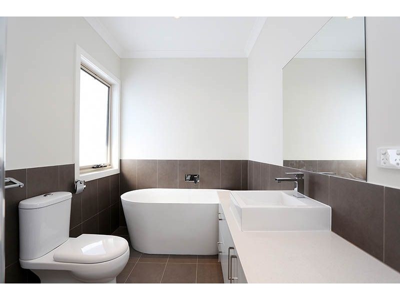 2/168 West Street, Hadfield VIC 3046