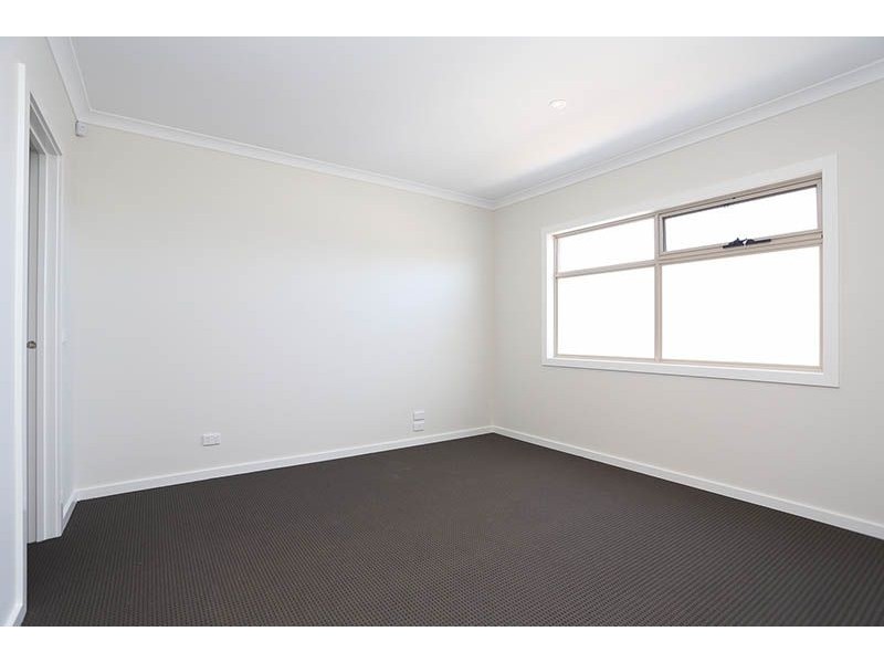 2/168 West Street, Hadfield VIC 3046