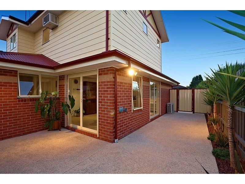 24A Isla Avenue, Glenroy VIC 3046