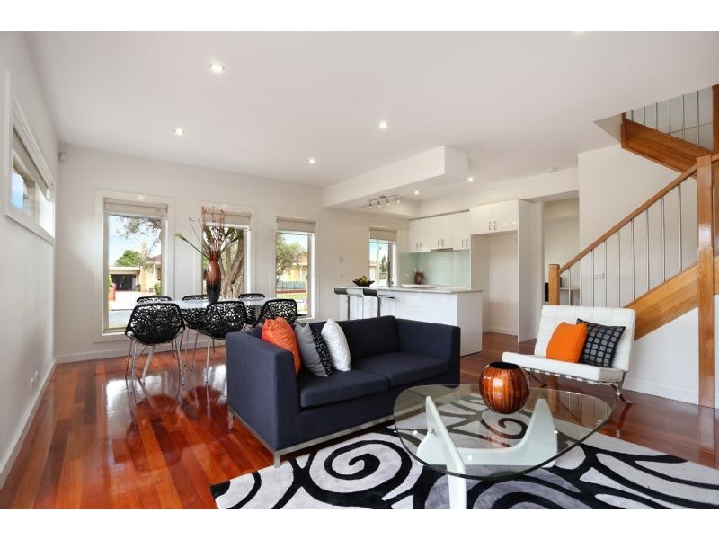 52 Tarana Avenue, Glenroy VIC 3046