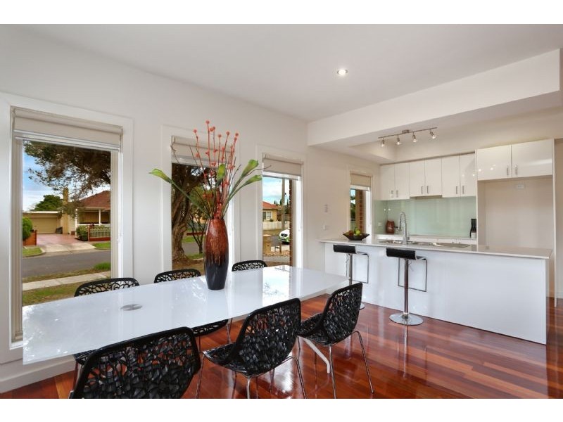 52 Tarana Avenue, Glenroy VIC 3046