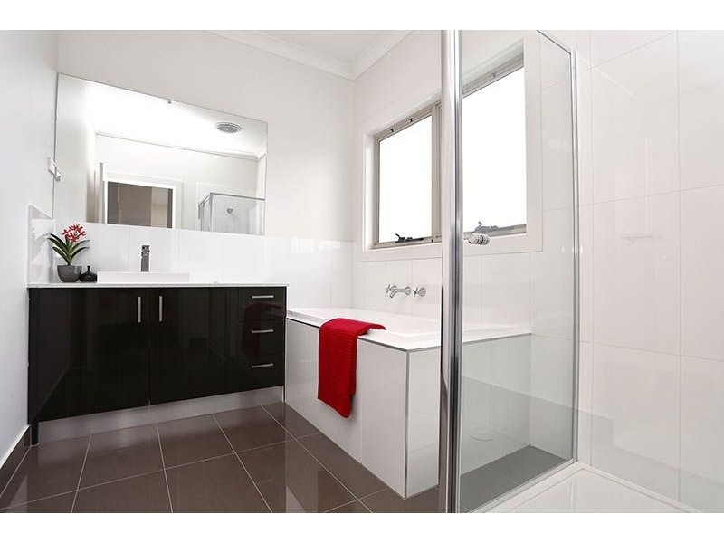 52 Tarana Avenue, Glenroy VIC 3046