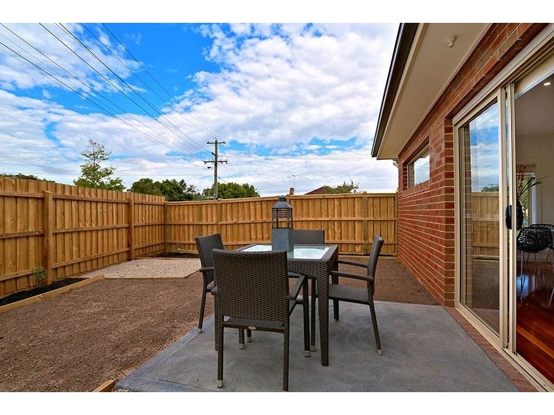 52 Tarana Avenue, Glenroy VIC 3046