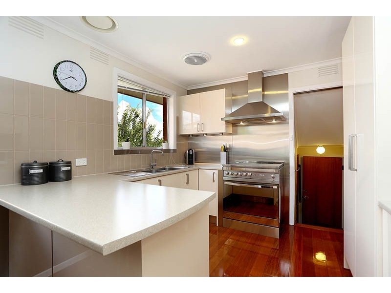 123 Outlook Drive, Glenroy VIC 3046
