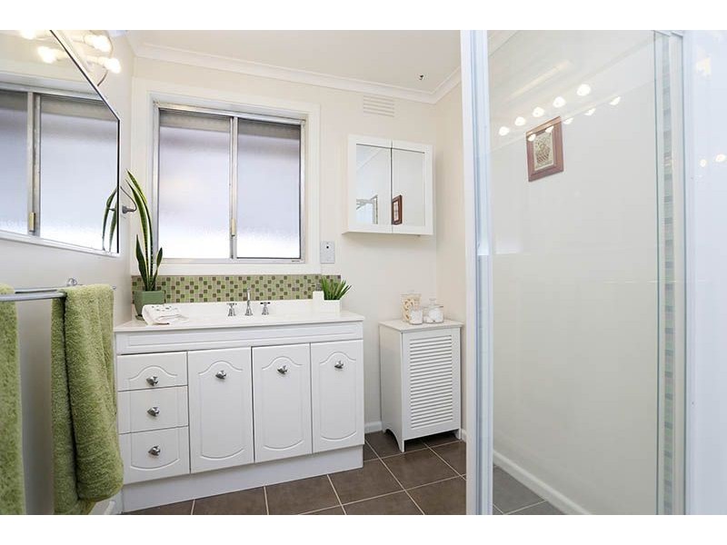 123 Outlook Drive, Glenroy VIC 3046