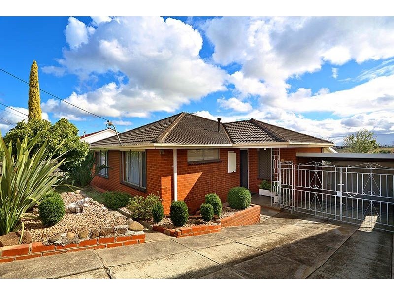 123 Outlook Drive, Glenroy VIC 3046